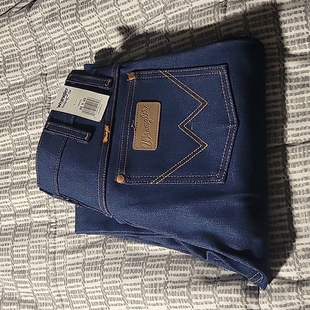Wrangler cowboy cut